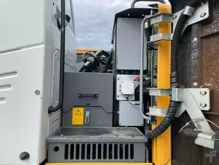 Hydraulic Excavators 2017 Liebherr R914 Compact Litronic (27)
