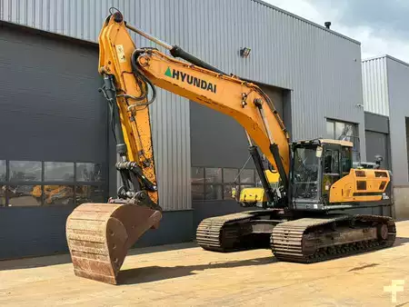 Kettenbagger 2016 Hyundai HX330 (2)