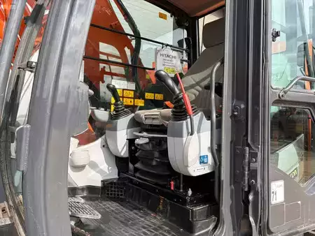 Telakaivinkoneet  2018 Hitachi ZX225US5LC (19)