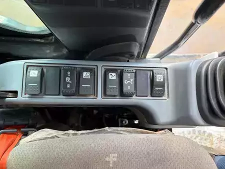 Telakaivinkoneet  2018 Hitachi ZX225US5LC (24)