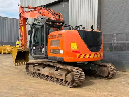 Telakaivinkoneet  2018 Hitachi ZX225US5LC (3)