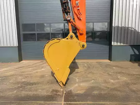Telakaivinkoneet  2018 Hitachi ZX225US5LC (8)