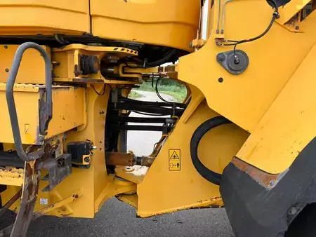 Chargeuse sur pneus 2014 Volvo L150H (27)