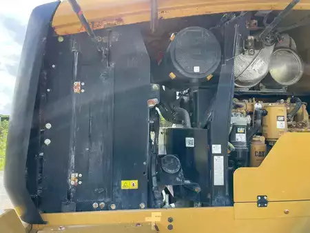 Kolové nakladače 2023 Caterpillar 926M (24)