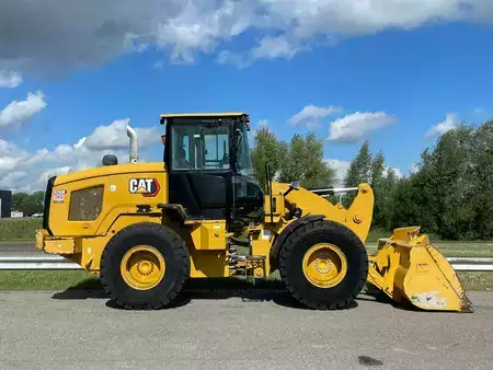 Kolové nakladače 2023 Caterpillar 926M (4)