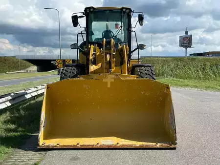 Kolové nakladače 2023 Caterpillar 926M (6)