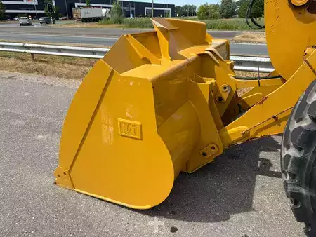 Kolové nakladače 2023 Caterpillar 926M (10)