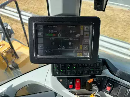 Kolové nakladače 2023 Caterpillar 926M (20)