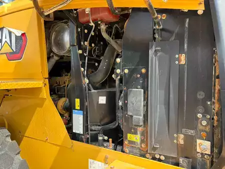 Kolové nakladače 2023 Caterpillar 926M (26)