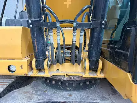 Koparki gąsienicowe 2019 Caterpillar 320GC (10)