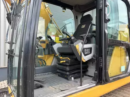 Koparki gąsienicowe 2019 Caterpillar 320GC (20)