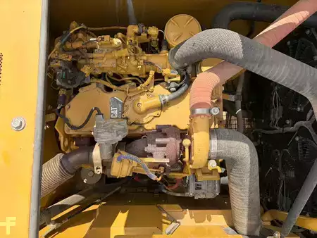 Koparki gąsienicowe 2019 Caterpillar 320GC (29)