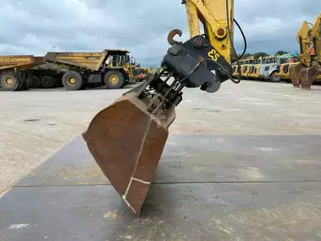 Pelles sur chenilles 2013 Komatsu PC240NLC-10 (9)