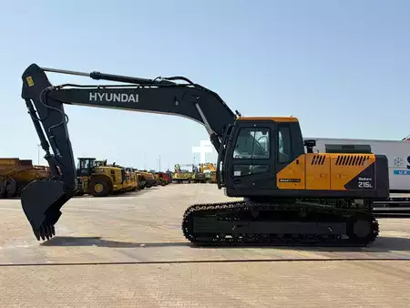 Lánctalpas kotrógép 2026 Hyundai R215L (1)
