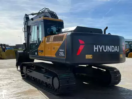 Rupsgraafmachines 2026 Hyundai R215L (3)