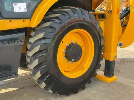 Koparko - Ładowarki sztywne 2026 JCB 3DX 4WD hammerlines (15)