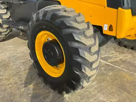 Koparko - Ładowarki sztywne 2026 JCB 3DX 4WD hammerlines (16)