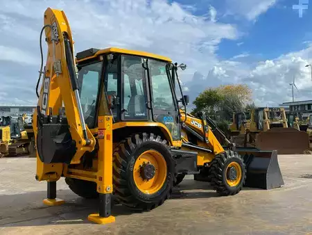 Koparko - Ładowarki sztywne 2026 JCB 3DX 4WD hammerlines (5)