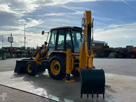 Koparko - Ładowarki sztywne 2026 JCB 3DX 4WD hammerlines (12)