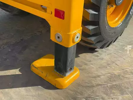 Koparko - Ładowarki sztywne 2026 JCB 3DX 4WD hammerlines (18)