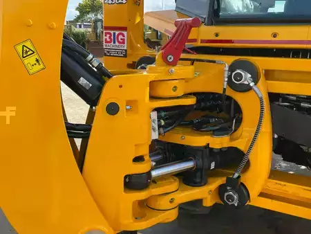 Koparko - Ładowarki sztywne 2026 JCB 3DX 4WD hammerlines (27)