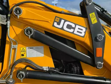 Koparko - Ładowarki sztywne 2026 JCB 3DX 4WD hammerlines (28)