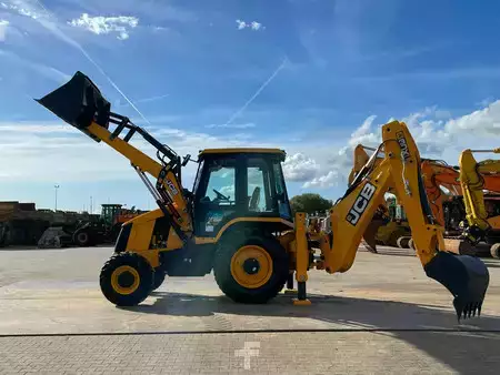 Koparko - Ładowarki sztywne 2026 JCB 3DX 4WD hammerlines (9)