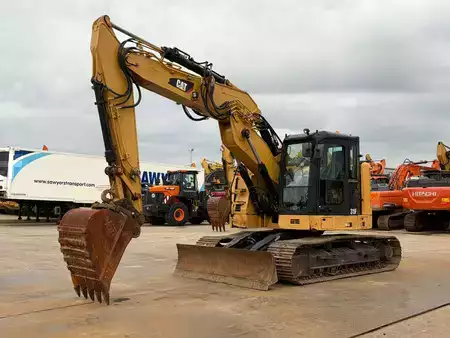 Kettenbagger 2018 Caterpillar 315FLCR (2)