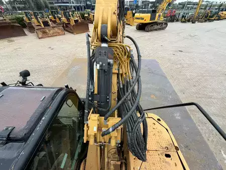 Kettenbagger 2018 Caterpillar 315FLCR (35)