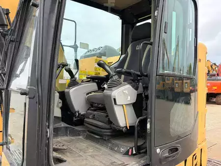 Kettenbagger 2018 Caterpillar 315FLCR (21)