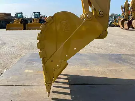 Beltegraver 2026 Caterpillar 324 (10)