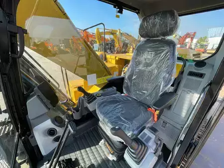 Beltegraver 2026 Caterpillar 324 (20)