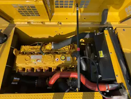 Beltegraver 2026 Caterpillar 324 (31)