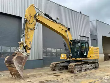 Koparki gąsienicowe 2019 Caterpillar 330 07A (2)