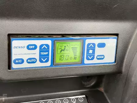 Mobilbagger 2018 Takeuchi TB295W-1 (27)