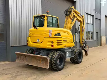 Mobilbagger 2018 Takeuchi TB295W-1 (5)