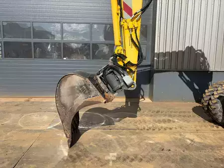 Mobilbagger 2017 Takeuchi TB295W-1 (14)