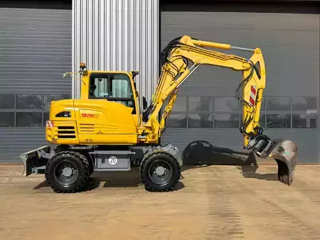 Mobilbagger 2017 Takeuchi TB295W-1 (6)