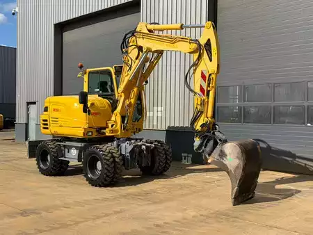 Mobilbagger 2017 Takeuchi TB295W-1 (7)