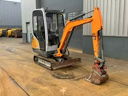 Escavadora de rastos 2014 Wacker Neuson ET18 (7)