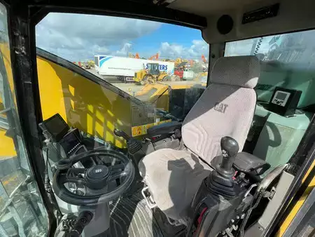 Guindastes móveis 2018 Caterpillar MH3024 (24)