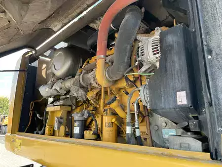 Guindastes móveis 2018 Caterpillar MH3024 (37)