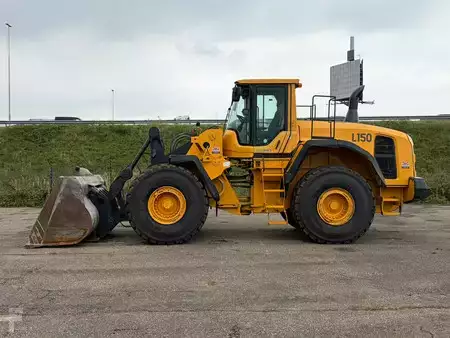 Chargeuse sur pneus 2011 Volvo L150G (1)
