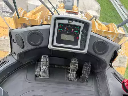 Kolové nakladače 2012 Caterpillar 966K (19)