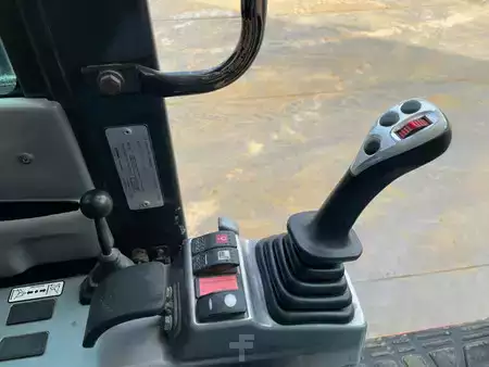 Rupsgraafmachines 2014 Doosan DX140LCR-3 (26)