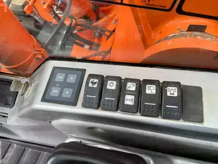 Rupsgraafmachines 2014 Doosan DX140LCR-3 (27)