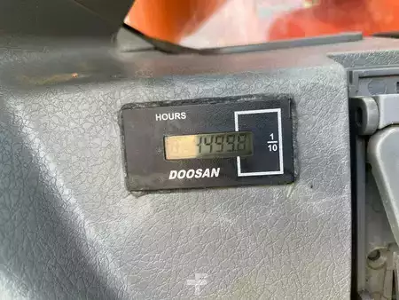 Rupsgraafmachines 2014 Doosan DX140LCR-3 (29)