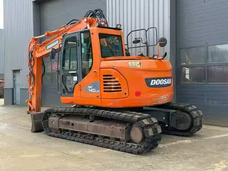 Rupsgraafmachines 2014 Doosan DX140LCR-3 (3)