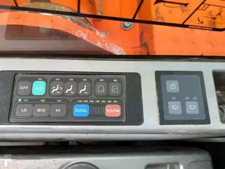 Rupsgraafmachines 2014 Doosan DX140LCR-3 (30)