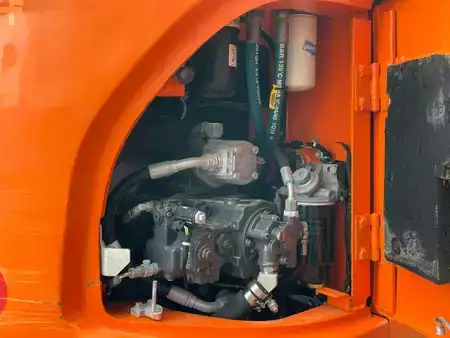 Rupsgraafmachines 2014 Doosan DX140LCR-3 (31)